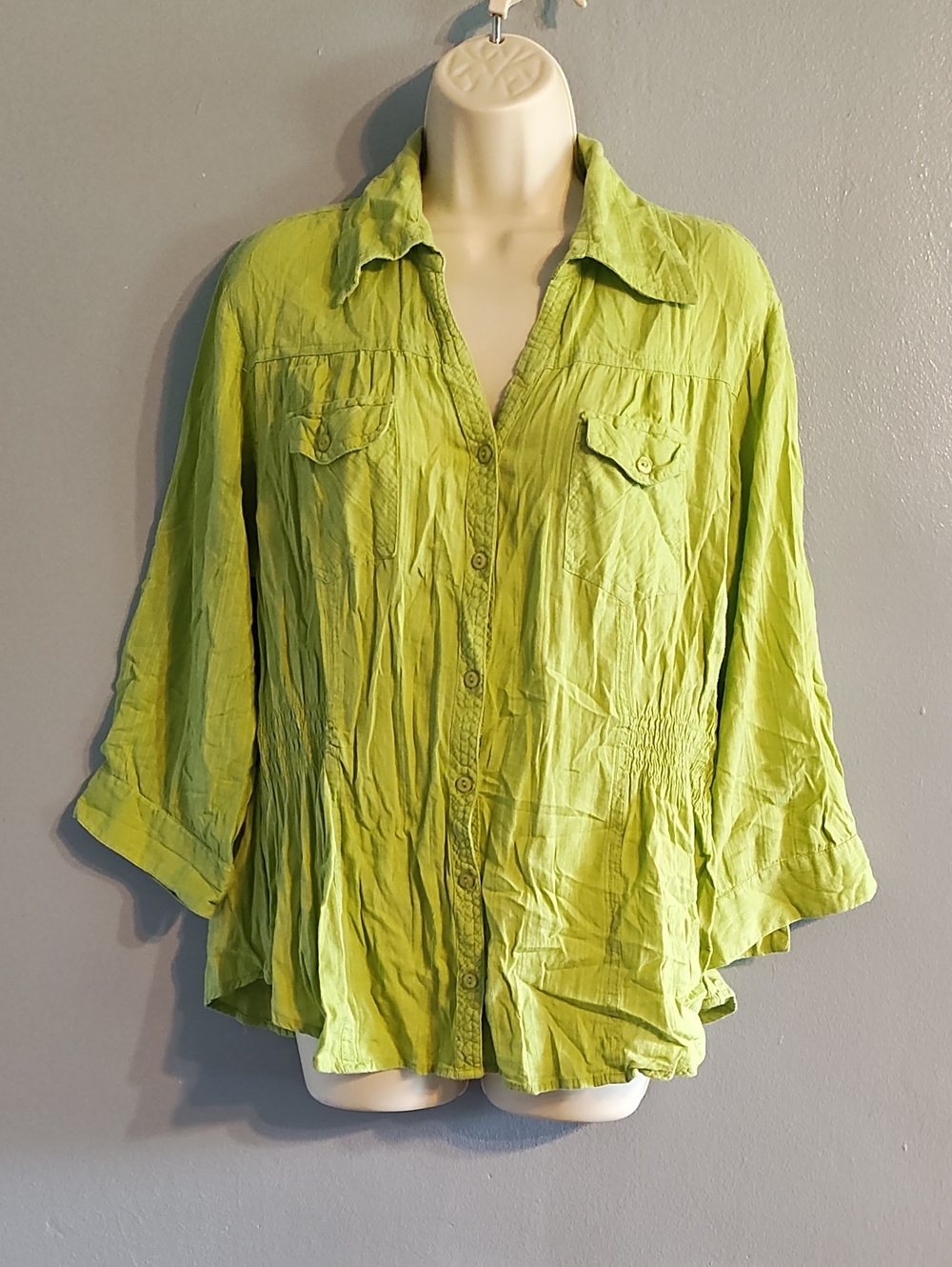 Ashley Stewart Light Green Button-Front Women’s Blouse